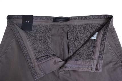 CHINOS