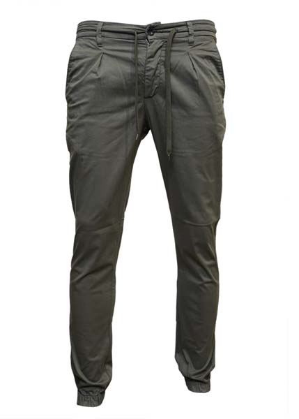 CHINOS