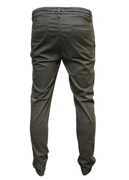 CHINOS