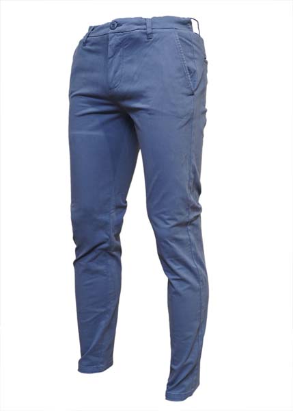 CHINOS